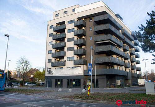 Poslovni prostor, prizemlje