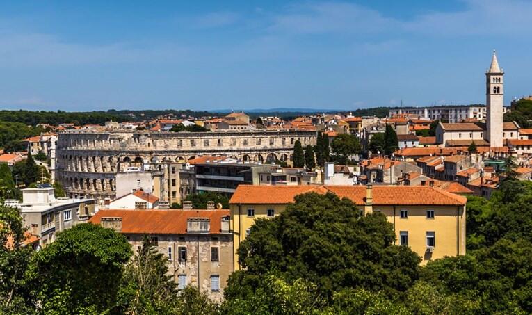 Zemljište i poslovna zgrada Glasa Istre idu na "bubanj"